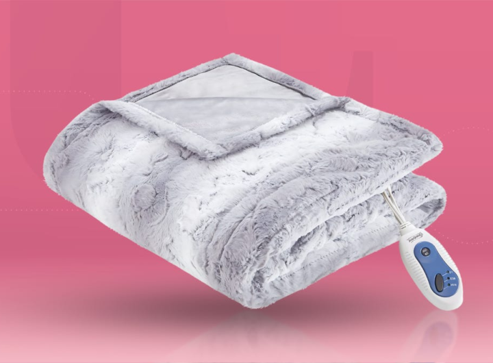 Best Heated Blankets of 2025: Stay Warm With These Accessories
