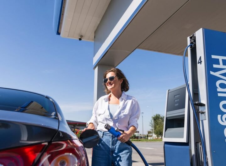 How Do Hydrogen Fuel Cell Electric Vehicles Work and Are They Worth The Hype?