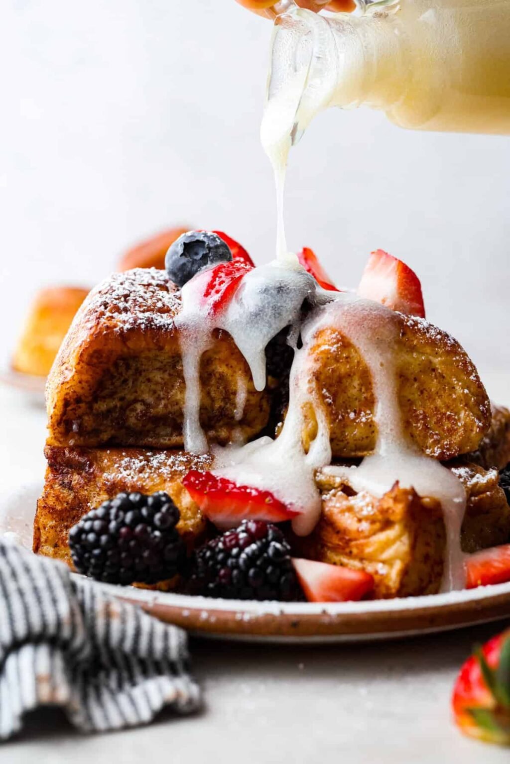 Hawaiian Roll French Toast | The Recipe Critic