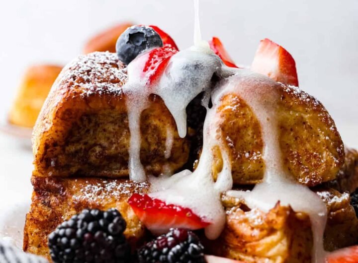 Hawaiian Roll French Toast | The Recipe Critic