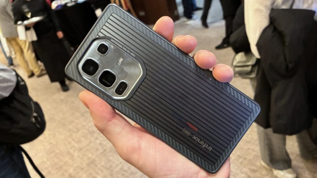 Infinix solar-powered case charges your phone using light