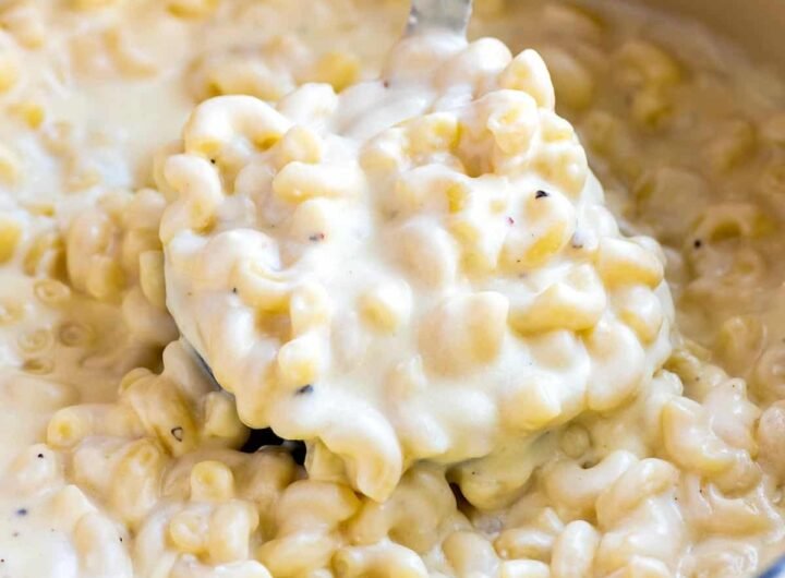 Easy Creamy Mac and Cheese Recipe