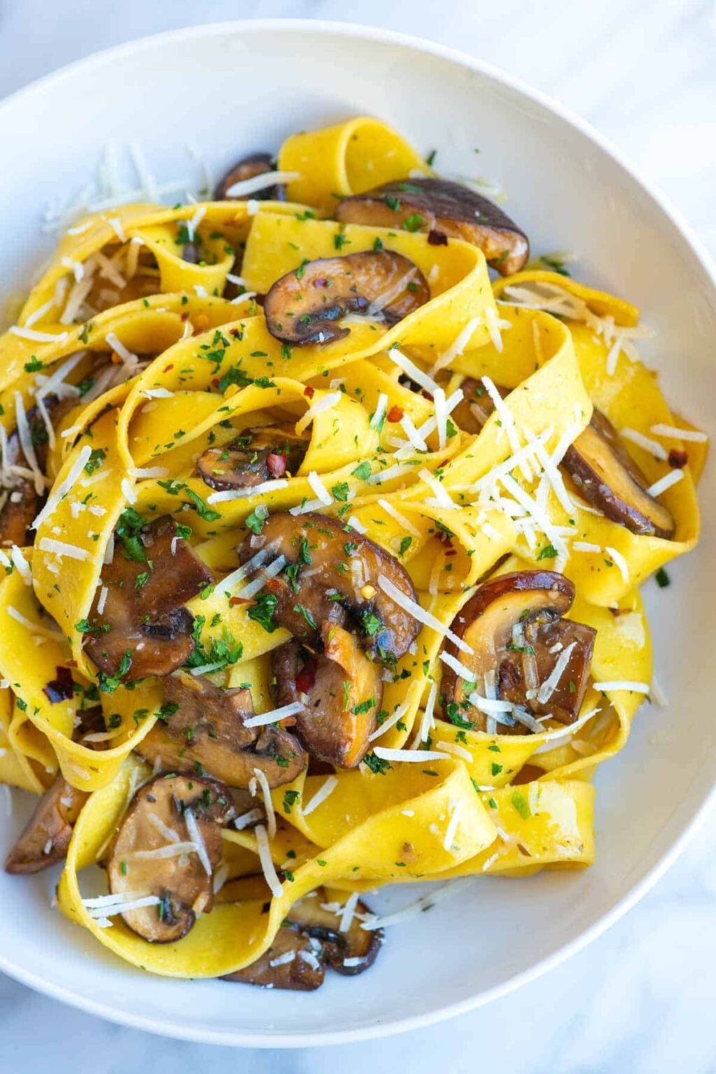 Easy Garlic Mushroom Pasta Recipe